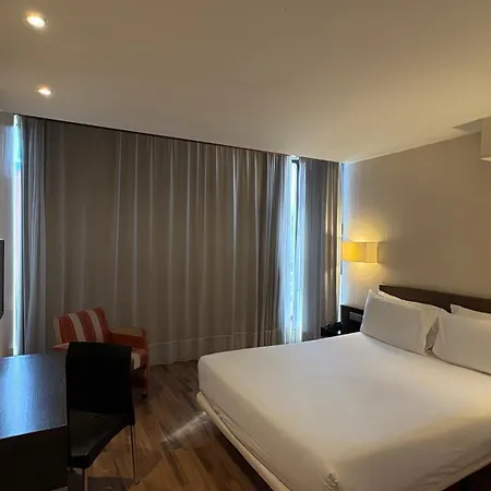 B&B Hotel Burgos 4*