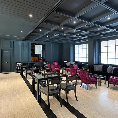 מלון B&B Hotel Burgos