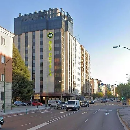 B&B Hotel Burgos 4* Burgo