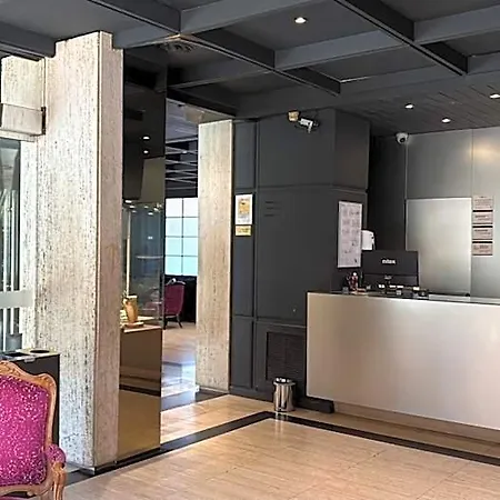 Ξενοδοχείο B&B Hotel Burgos 4*