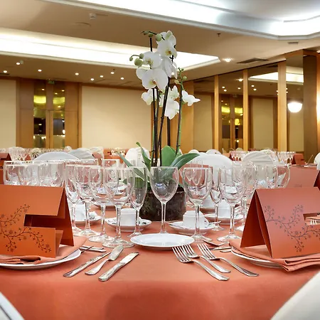 Hotel Crisol Puerta De
