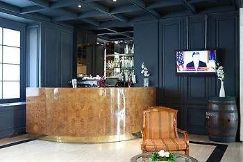 布尔戈斯之门酒店 酒店 4*