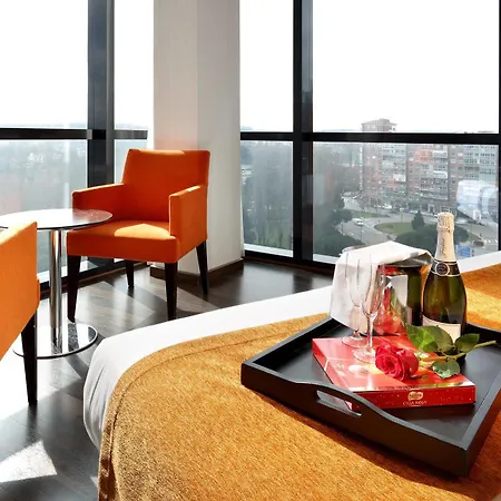 Hotel Crisol Puerta De 4*
